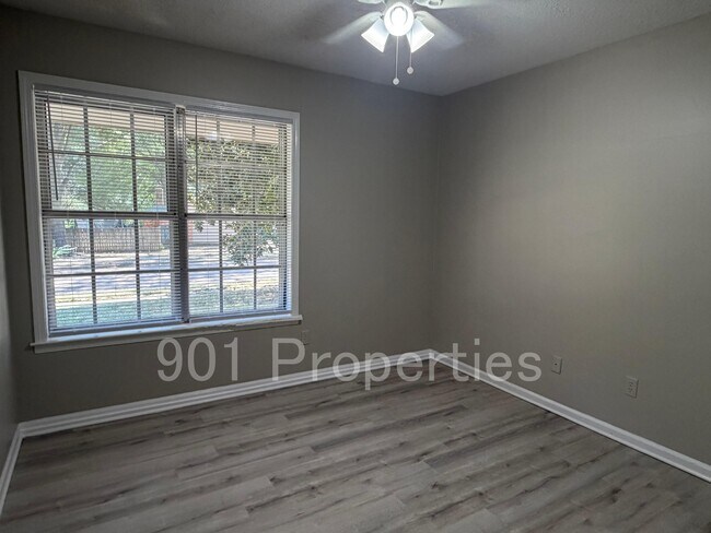 Building Photo - 5674 Montpelier Dr