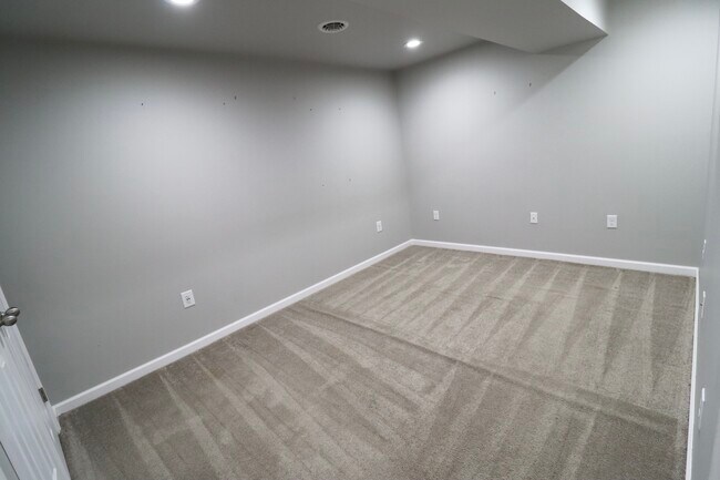 4th Bedroom - Basement - 8805 Hillside Way
