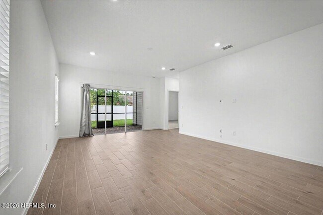 Building Photo - 3979 Haydon Burns Pl