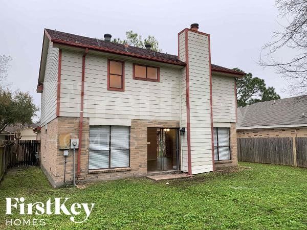 Building Photo - 15511 Evergreen Grove Dr