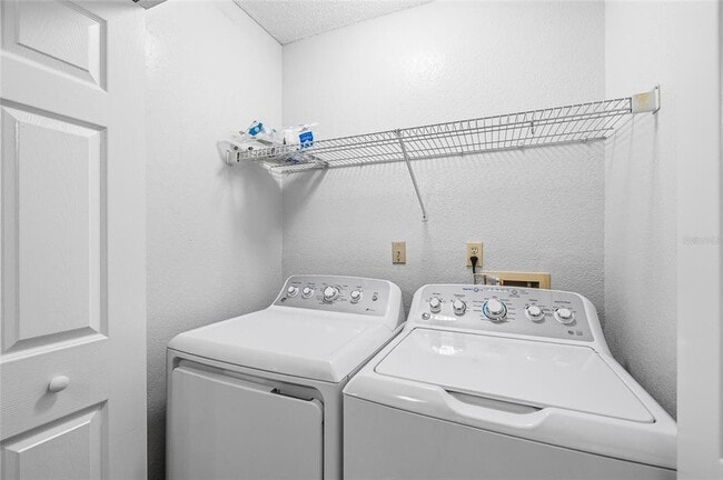 Building Photo - 10263 Gandy Blvd N