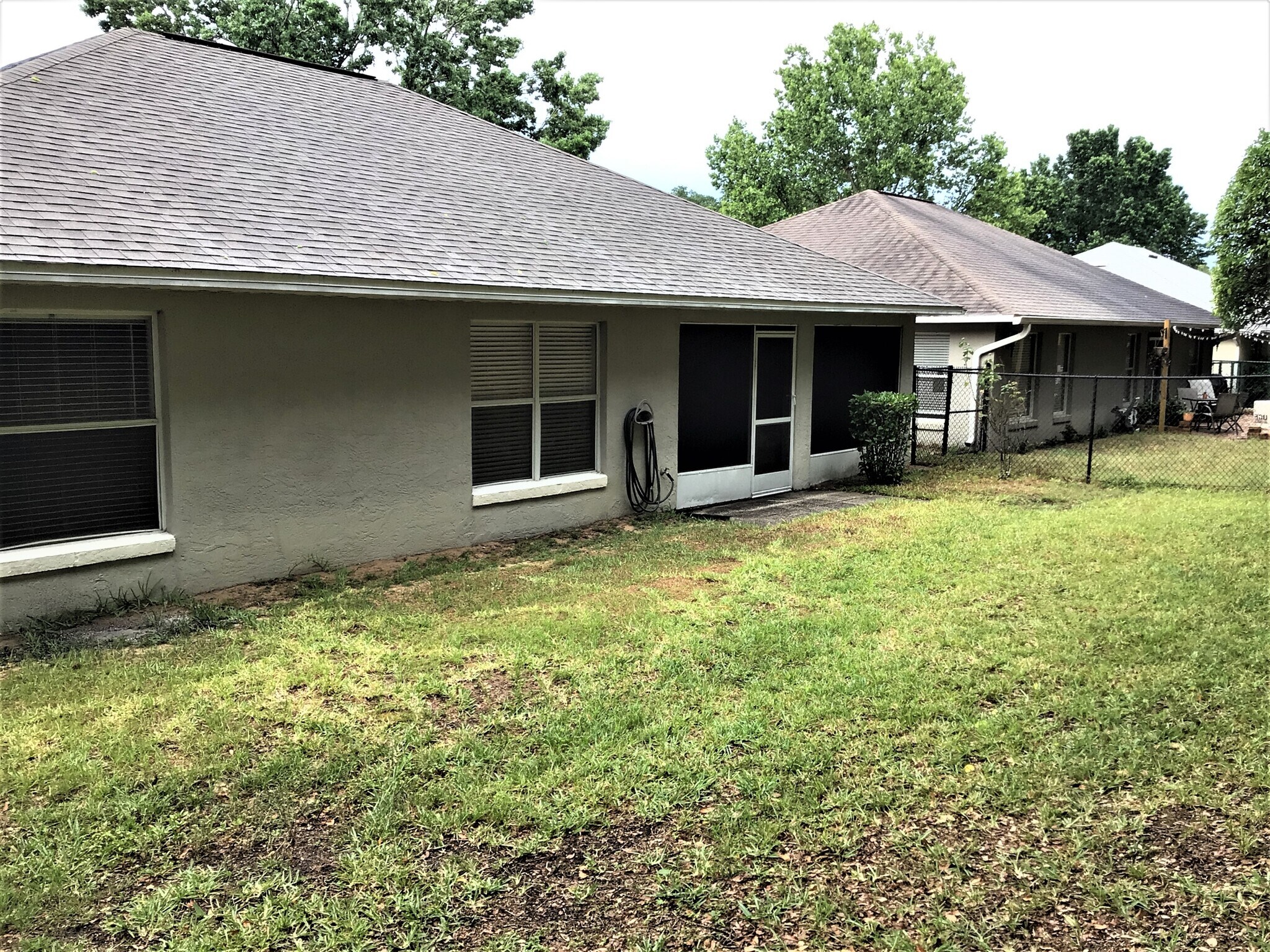 Building Photo - 821 Park Trail Dr