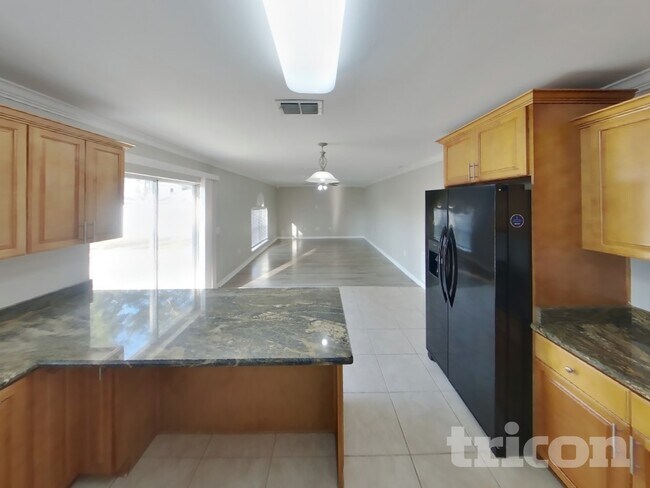 Building Photo - 10323 Frog Pond Dr