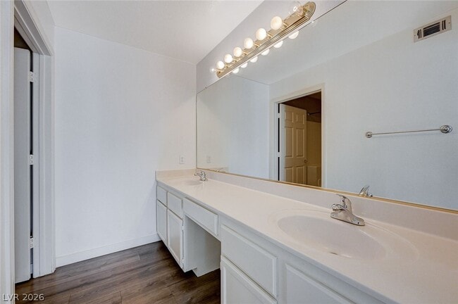 Building Photo - 2251 Wigwam Pkwy