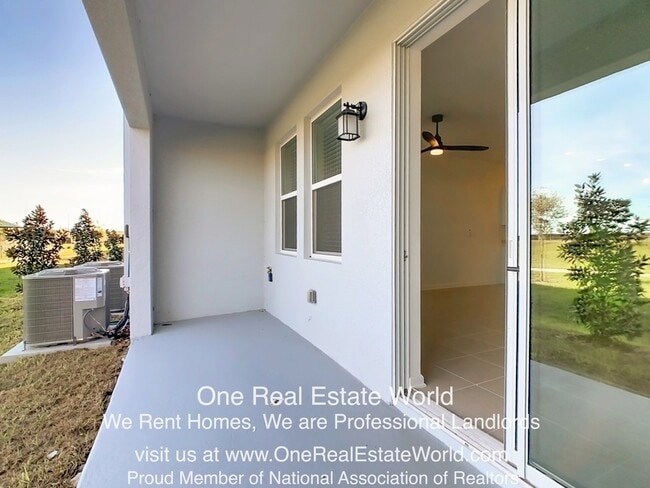 Building Photo - 2971 Maloof Dr