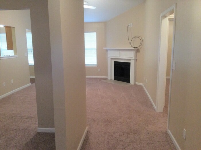 Building Photo - 2266 Stroud Rd