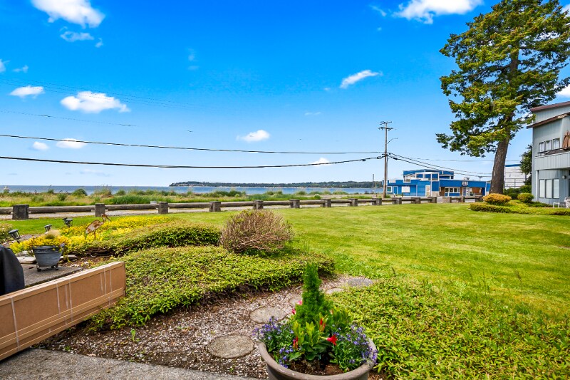 Building Photo - 7806 Birch Bay Dr