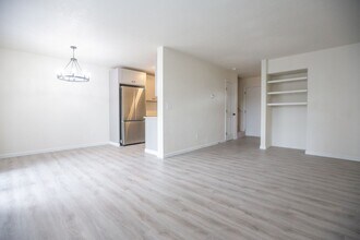 Building Photo - Fully remodeled 3 Bedroom 2.5 Bath in Gaston ***