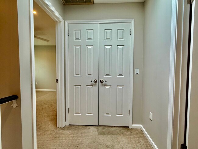 Building Photo - 1900 Summer St