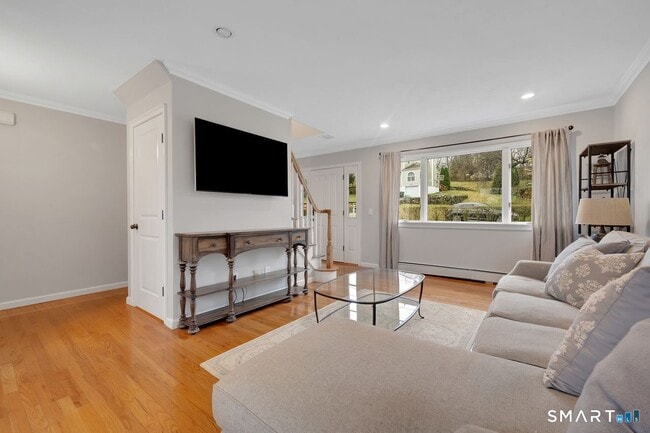 Building Photo - 51 Ledgewood Dr