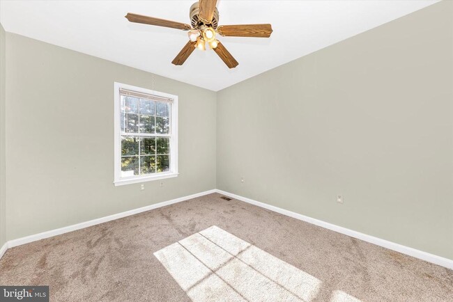 Building Photo - 105 Ridge Ave