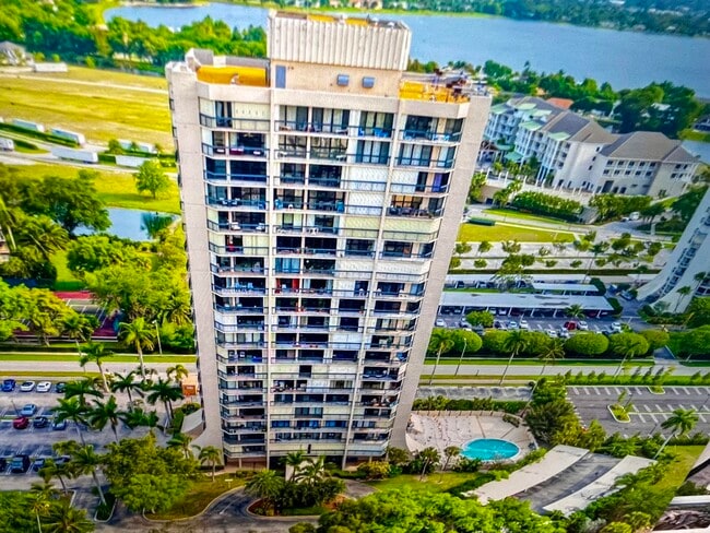 Building Photo - 2425 Presidential Way