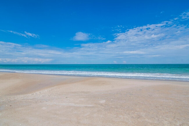 Building Photo - 922 Jackson Way