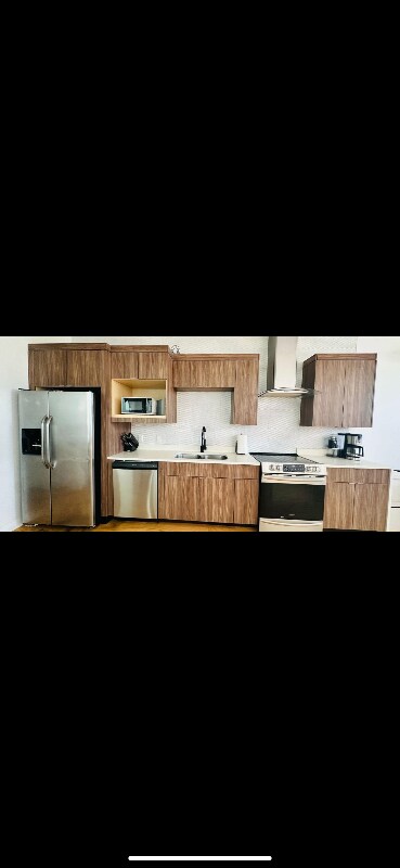 Building Photo - 913 Lucia Dr