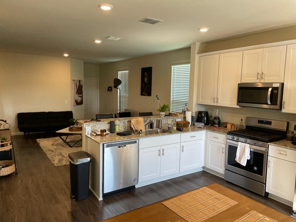 Building Photo - 6414 Lakeview Haven Dr