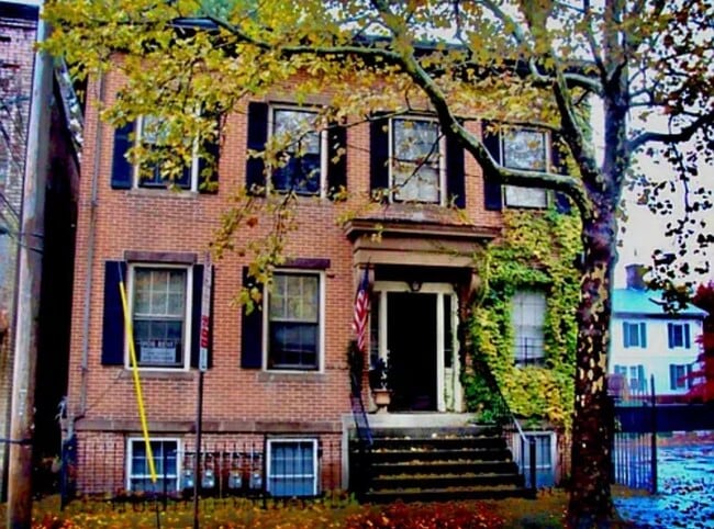 Building Photo - 40 Franklin St