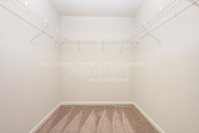 Building Photo - 2222 Transatlantic Ave