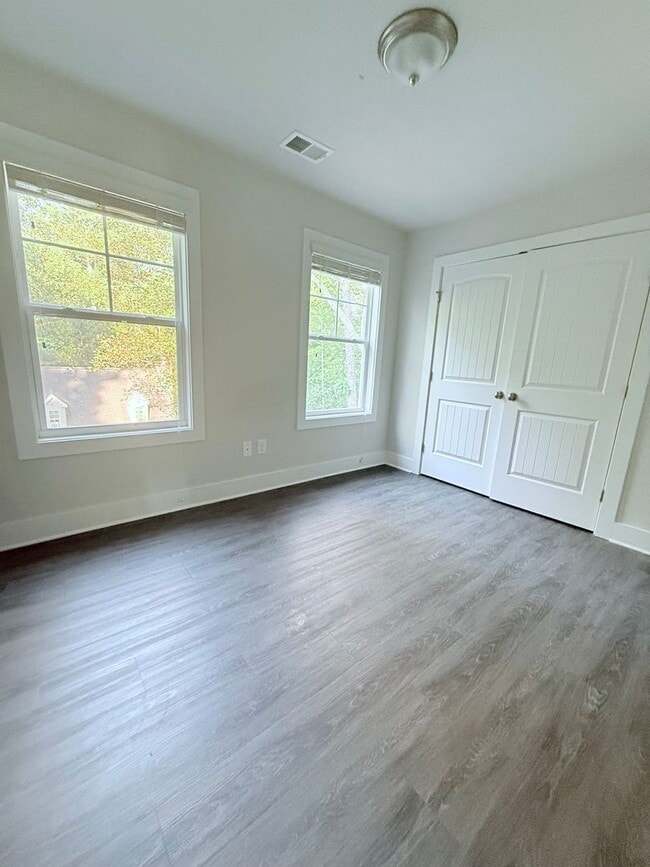 Building Photo - Single Family Home - 2/2.5 in Cumming, GA