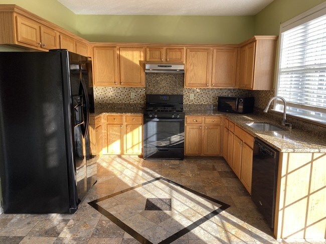 Building Photo - Beautiful house with finished basement