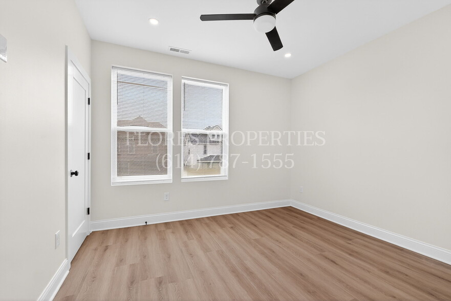 Building Photo - 698 S 22nd St