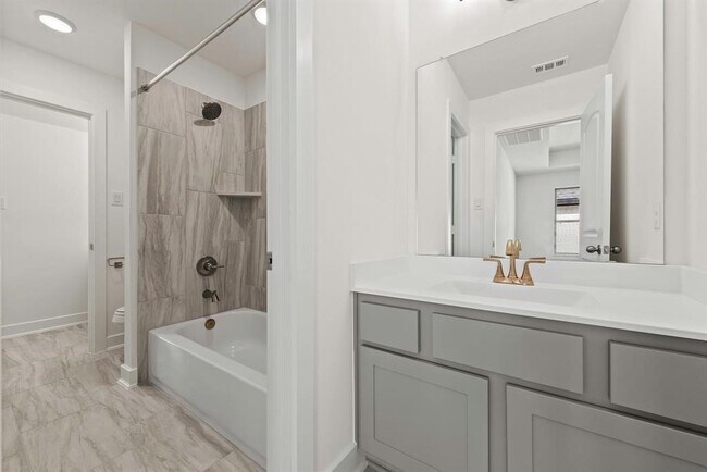 Building Photo - 2722 Sweet Honey Ln
