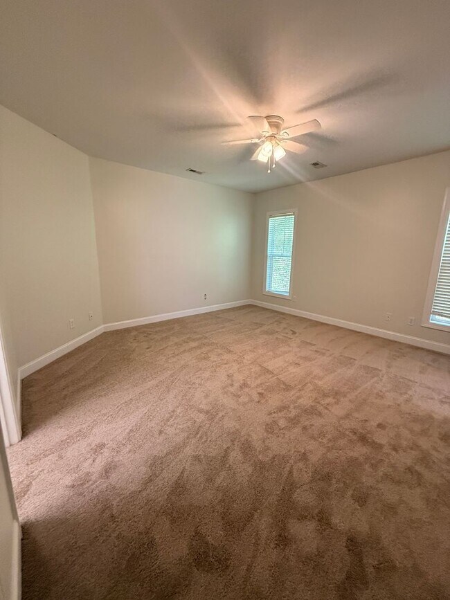 Building Photo - 2628 Coulter Pl