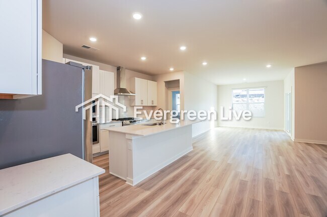 Building Photo - 874 Bur Oak Ct