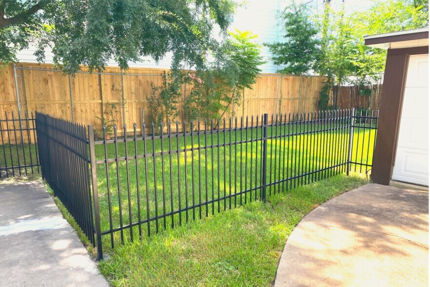 How's this for a back yard! Whether you want to grill outside or simply enjoy the lawn - 3911 Law St