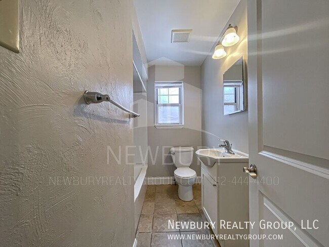 Building Photo - 309 San Juan Dr