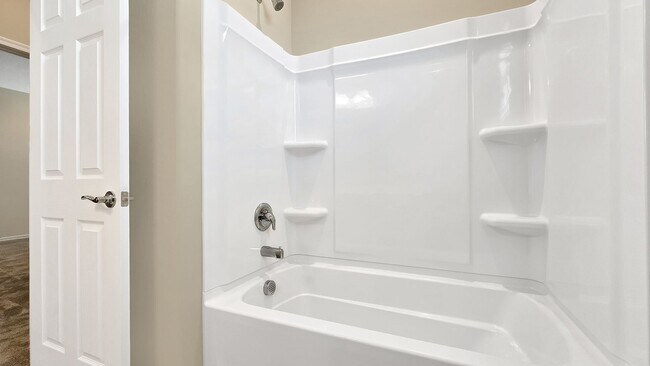 Building Photo - Brand new home!  Convenient to the 303 freeway!