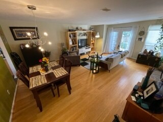 Building Photo - 8018 Revenna Ln