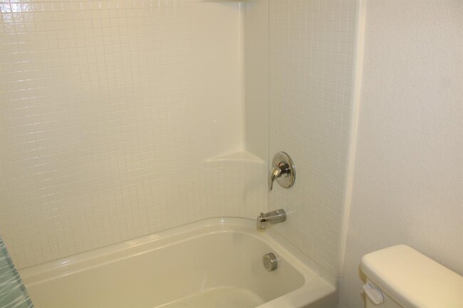 Building Photo - 6416 Bishop Dr
