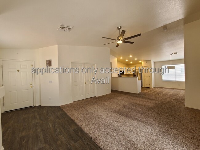 Building Photo - 8680 S Desert Dove Dr