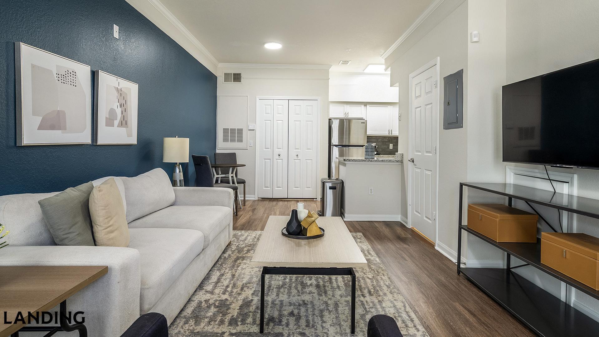 Building Photo - 2801 Biltmore Park Dr