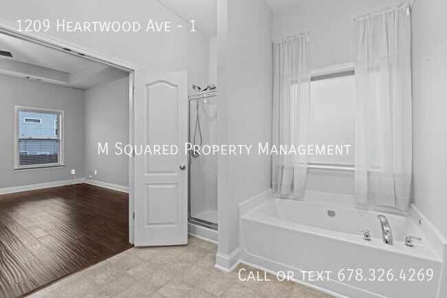 Building Photo - 1209 Heartwood Ave