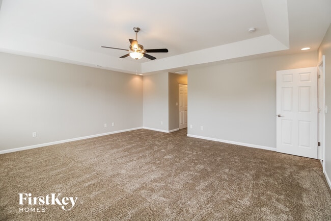 Building Photo - 3833 Tonsley Pl