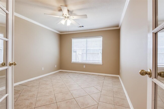 Building Photo - 7302 Hollow Field Ln