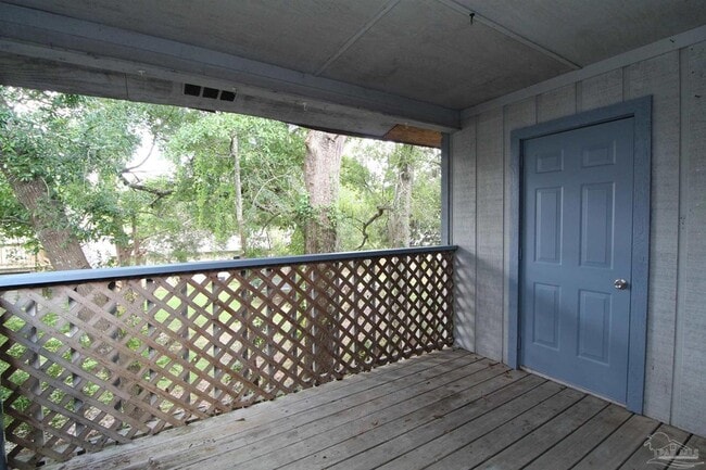 Building Photo - 7116 Pearson Rd