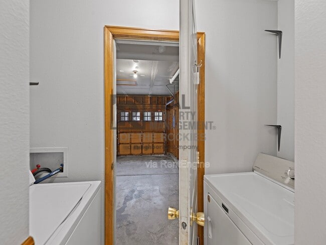 Building Photo - 773 Johnson Ave