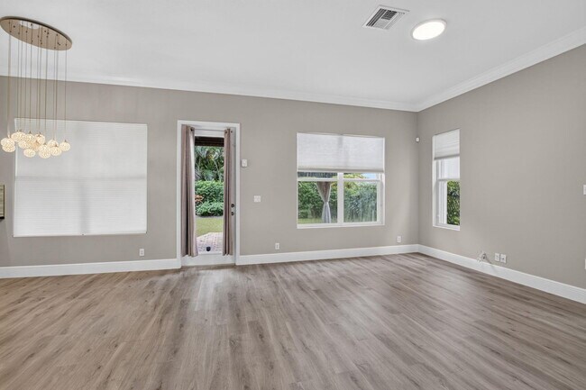 Building Photo - 4210 Key Lime Blvd