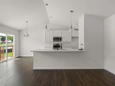 Building Photo - 106 Harrow Drive