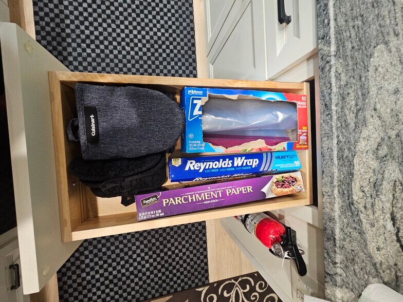 Building Photo - 435 High St