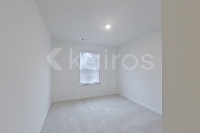 Building Photo - 213 Birch Ave