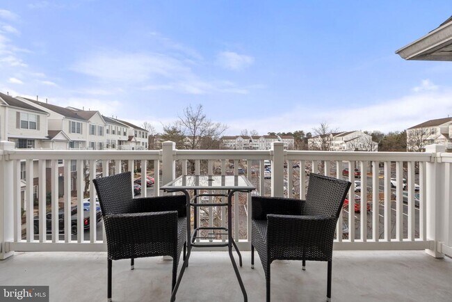 Building Photo - 46966 Courtyard Sq