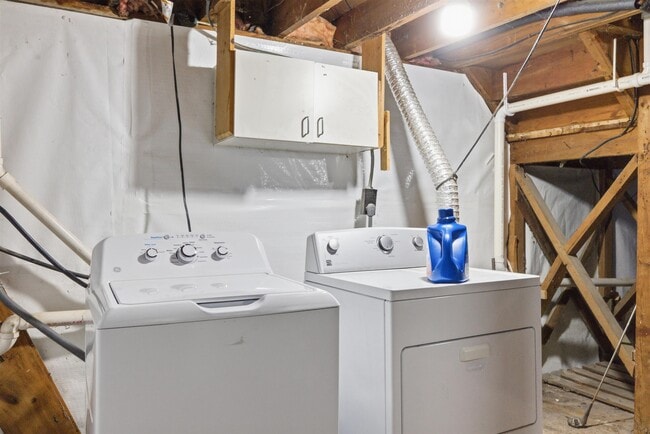 Building Photo - 51 Pollard Rd