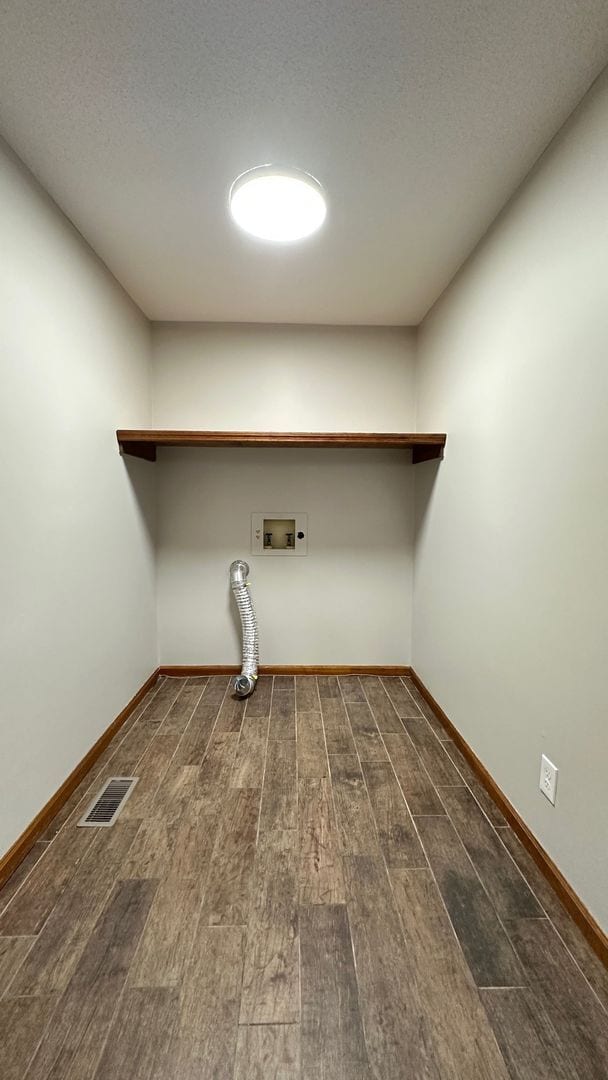 Building Photo - Now available for rent — this top-quality, beautifully updated home!