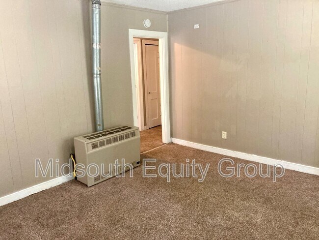 Building Photo - 108 Muse St