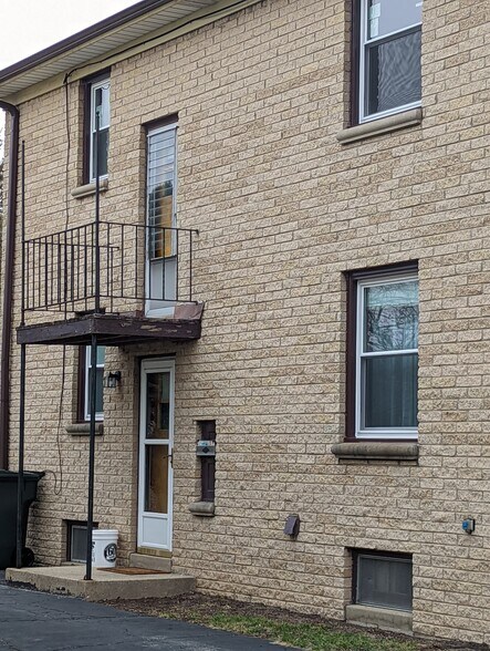 Building Photo - 7936 W Becher St