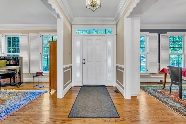 Building Photo - 8308 Comanche Ct