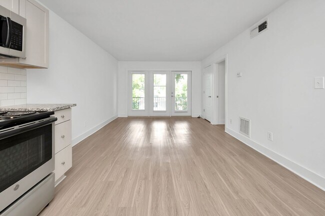 Interior Photo - Towncrest Apartments